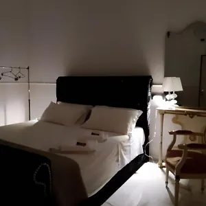 Nocleg ze śniadaniem Palazzo Novecento Centro Storico Lecco