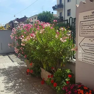 Residence Verona Inn Hotel apartamentowy