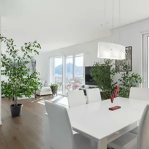 Luxury Lake View & Como